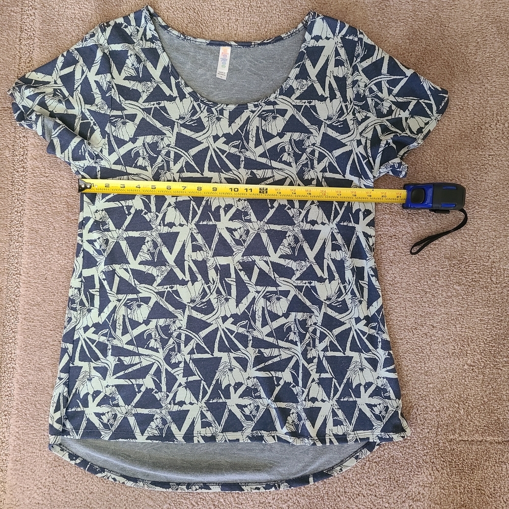 Lularoe Classic Navy & Gray Patterned Top XL - Picture 9 of 12